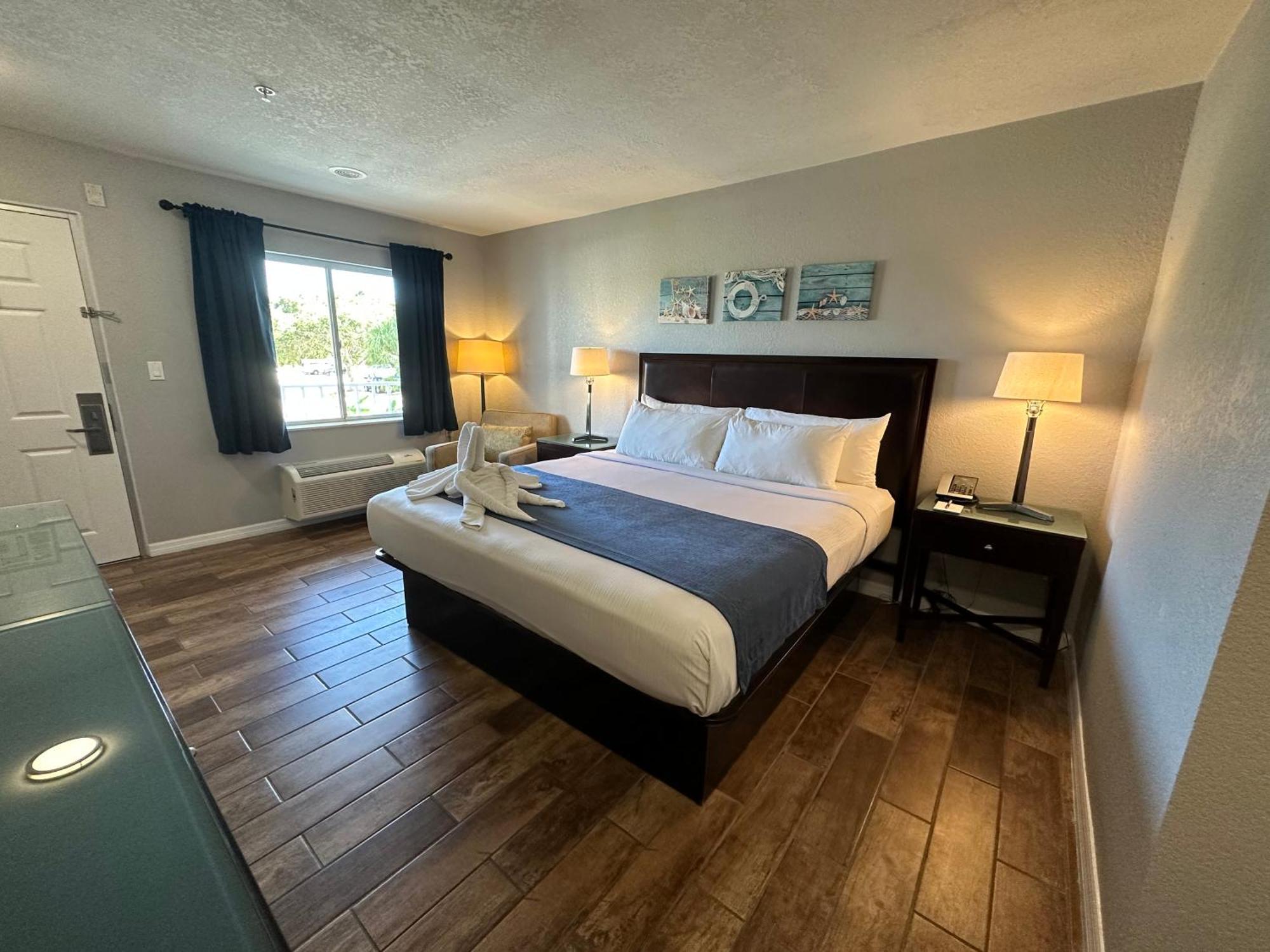 Lantern Inn & Suites - Sarasota Luaran gambar
